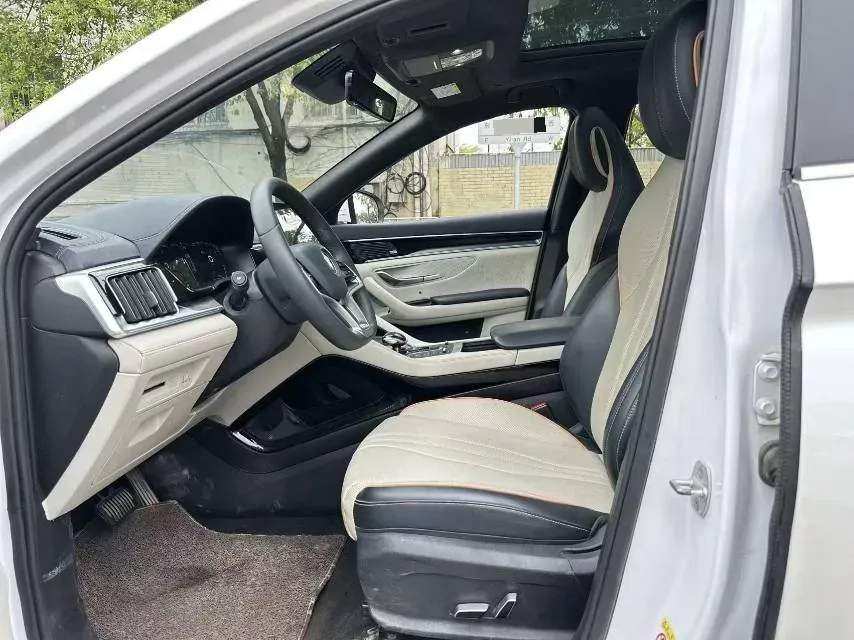 2021 Geely JiaJi 1.5T 177HP L3 7DCT PHEV 11.3KWH,autocango,china used car exporter,china ev exporter,chinese used car exporter,chinese used ev exporter