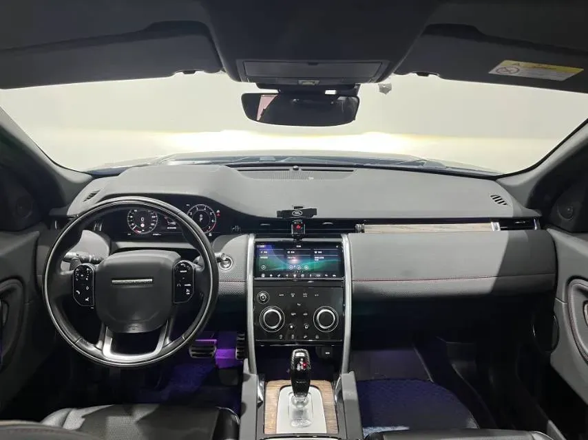 2020 Land Rover Discovery Sport 2.0T 249HP L4 9AT,autocango,china used car exporter,china ev exporter,chinese used car exporter,chinese used ev exporter