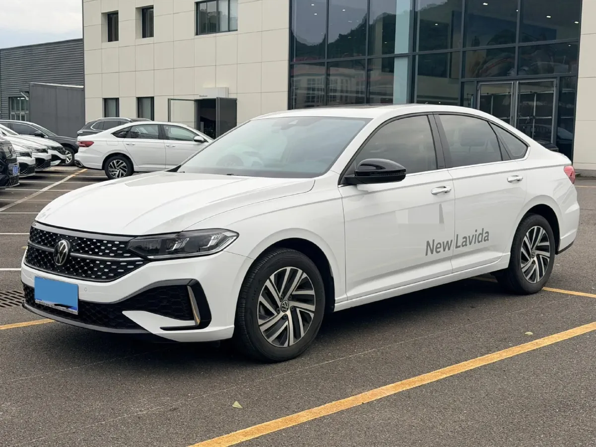 2024 Volkswagen Lavida 1.5T 160HP L4 7DCT,autocango,china used car exporter,china ev exporter,chinese used car exporter,chinese used ev exporter