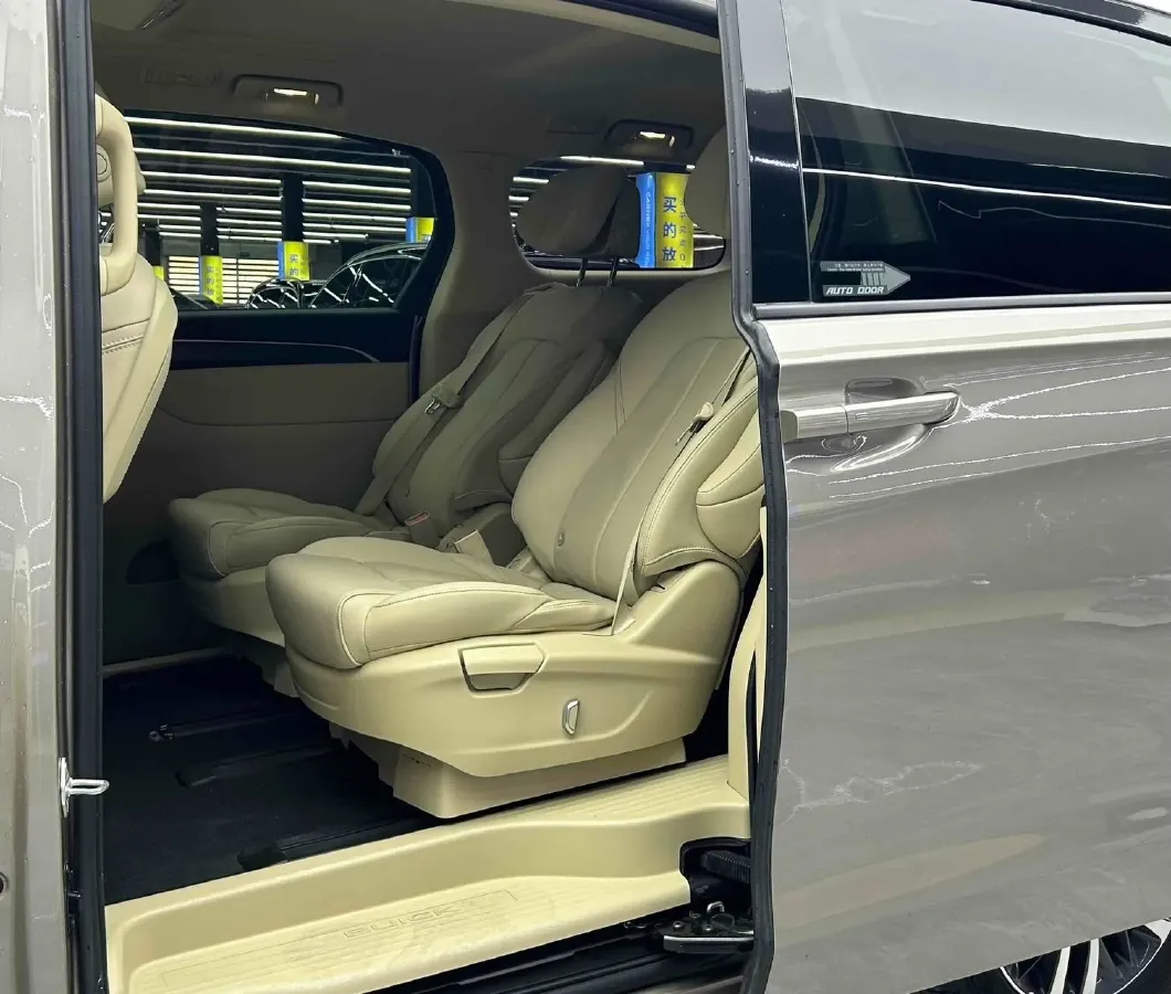 2022 Buick GL8 2.0T 237HP L4 9AT,autocango,china used car exporter,china ev exporter,chinese used car exporter,chinese used ev exporter