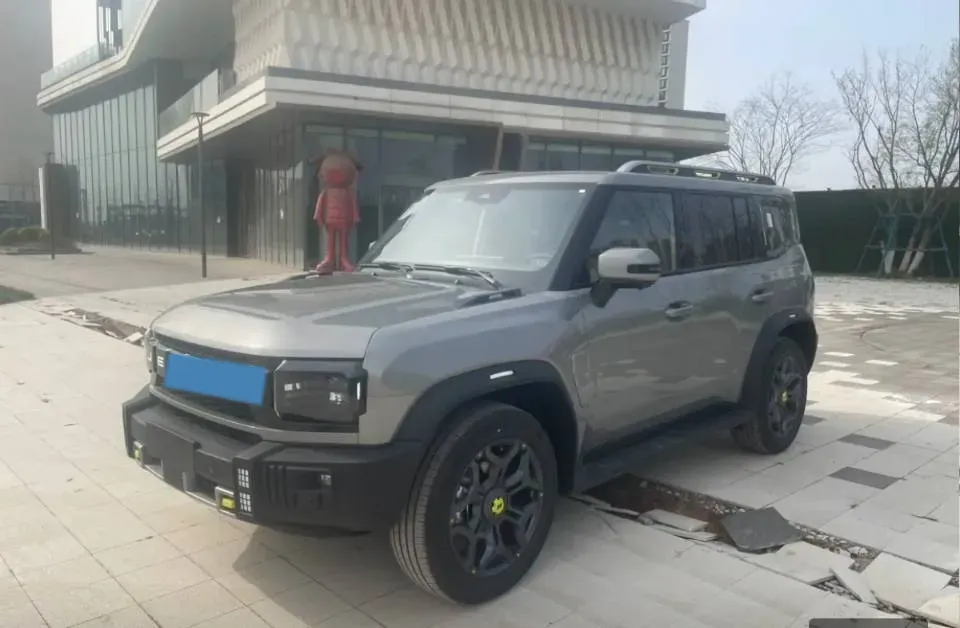2024 Jetour ShanHai TravellerC-DM 1.5T 156HP L4 3DHT PHEV 43.24KWH,autocango,china used car exporter,china ev exporter,chinese used car exporter,chinese used ev exporter