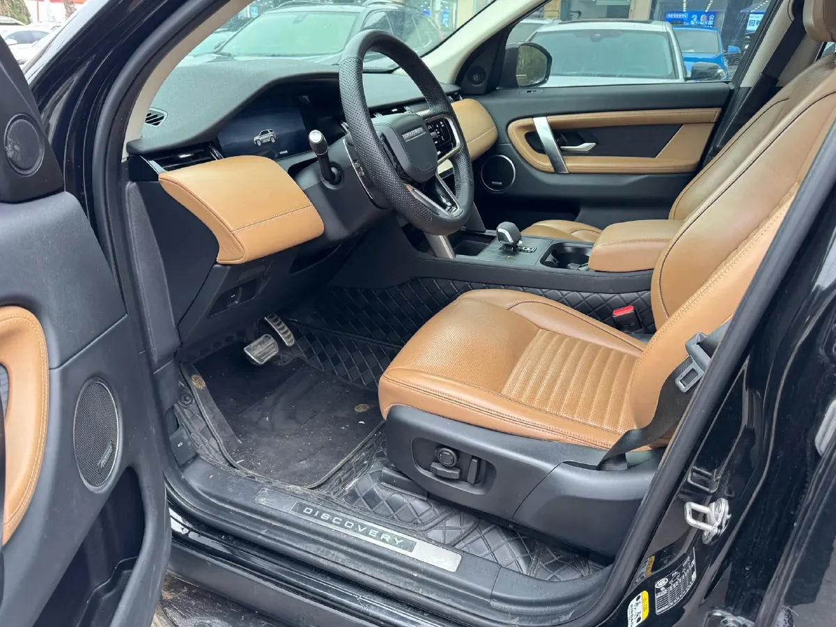 2024 Land Rover Discovery Sport 2.0T 249HP L4 9AT,autocango,china used car exporter,china ev exporter,chinese used car exporter,chinese used ev exporter