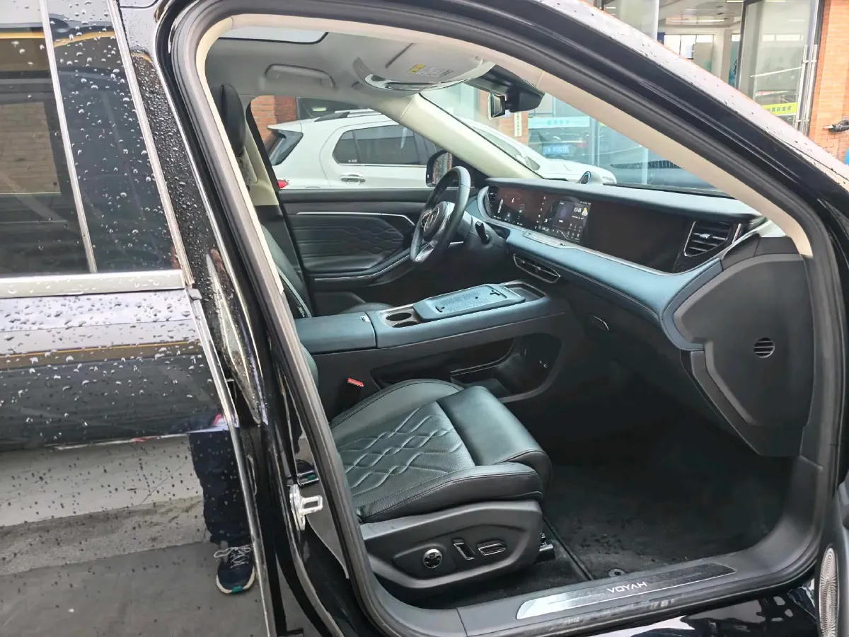 2024 Voyah FREE 1.5T 150HP L4 REEV 39.2KWH,autocango,china used car exporter,china ev exporter,chinese used car exporter,chinese used ev exporter