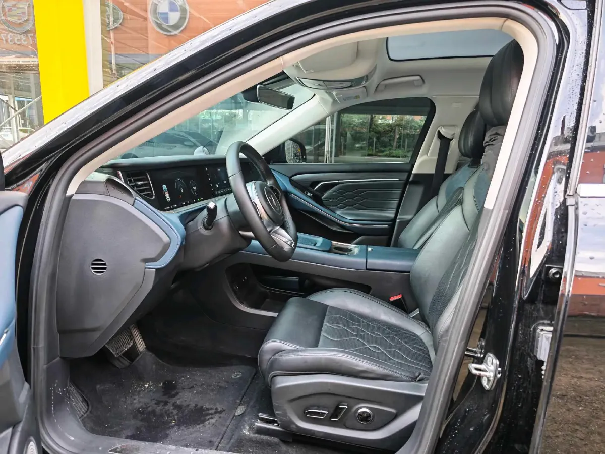 2024 Voyah FREE 1.5T 150HP L4 REEV 39.2KWH,autocango,china used car exporter,china ev exporter,chinese used car exporter,chinese used ev exporter