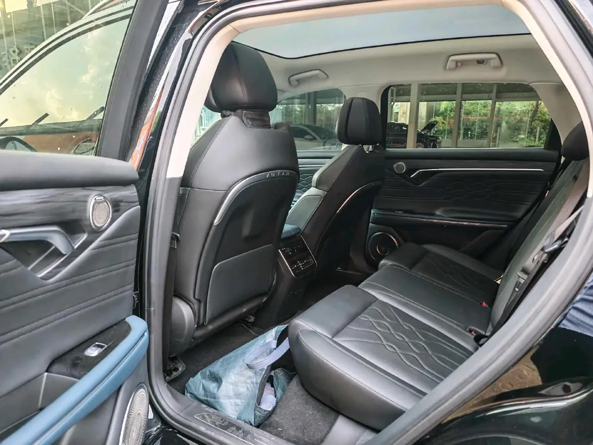 2024 Voyah FREE 1.5T 150HP L4 REEV 39.2KWH,autocango,china used car exporter,china ev exporter,chinese used car exporter,chinese used ev exporter