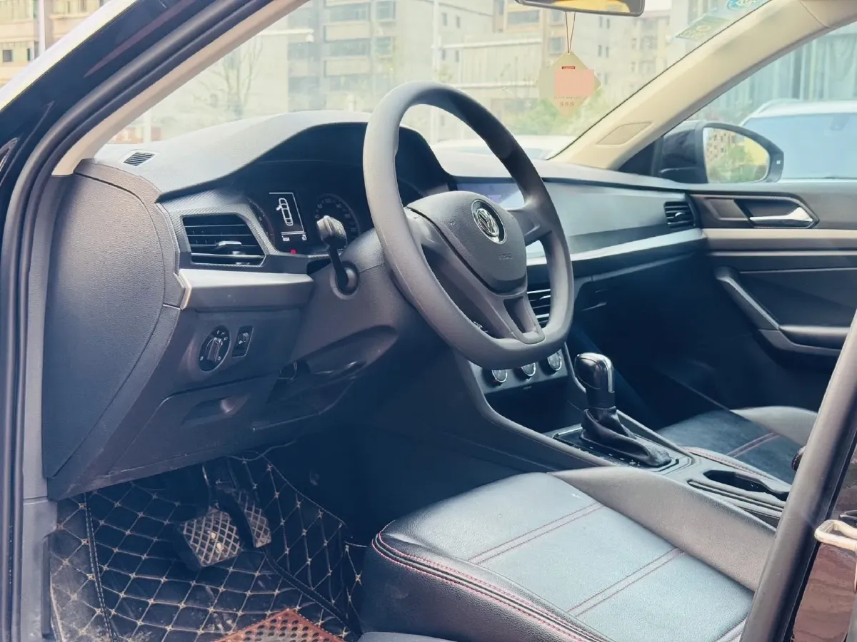 2019 Volkswagen Lavida 1.5L 113HP L4 6AT,autocango,china used car exporter,china ev exporter,chinese used car exporter,chinese used ev exporter