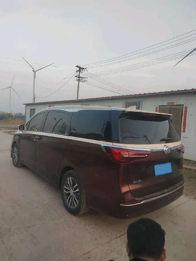 2022 Buick GL8 2.0T 237HP L4 9AT,autocango,china used car exporter,china ev exporter,chinese used car exporter,chinese used ev exporter