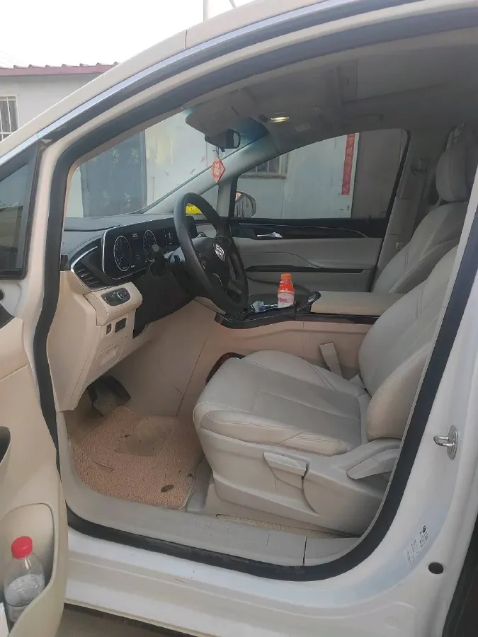 2022 Buick GL8 2.0T 237HP L4 9AT,autocango,china used car exporter,china ev exporter,chinese used car exporter,chinese used ev exporter