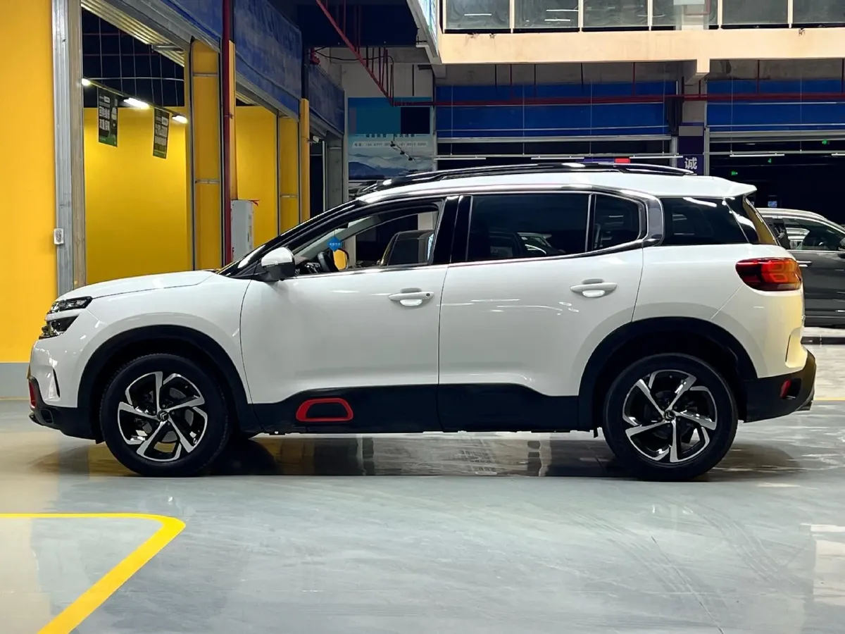 2020 Citroen C5 Aircross 1.6T 170HP L4 6AT,autocango,china used car exporter,china ev exporter,chinese used car exporter,chinese used ev exporter