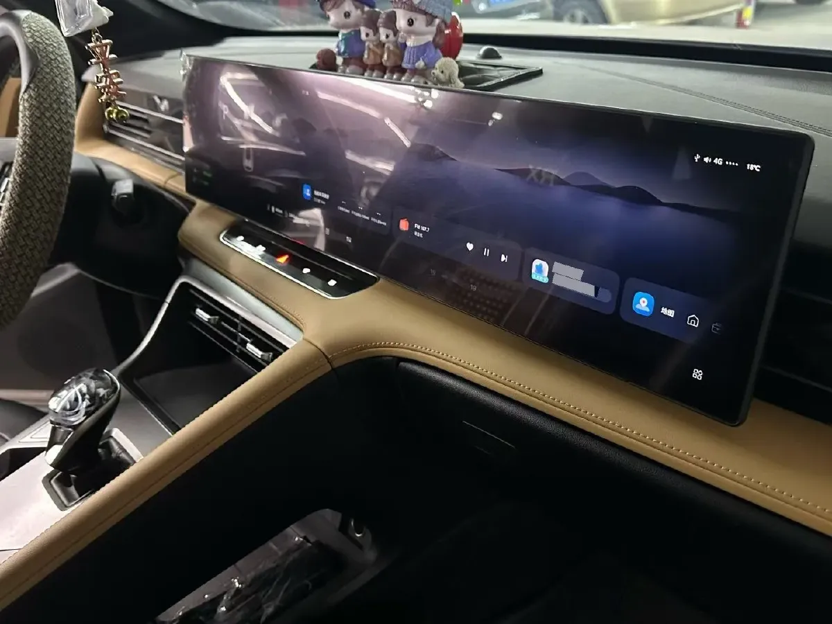 2023 Roewe RX5 1.5T 188HP L4 AMT PHEV 12.3KWH,autocango,china used car exporter,china ev exporter,chinese used car exporter,chinese used ev exporter