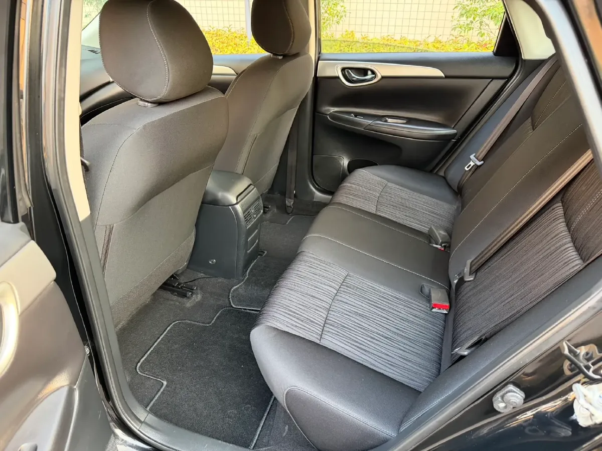 2022 Nissan Sylphy 1.6L 122HP L4 CVT,autocango,china used car exporter,china ev exporter,chinese used car exporter,chinese used ev exporter