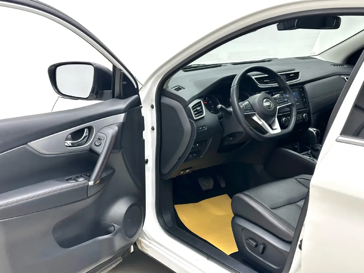 2021 Nissan Qashqai 2.0L 151HP L4 CVT,autocango,china used car exporter,china ev exporter,chinese used car exporter,chinese used ev exporter