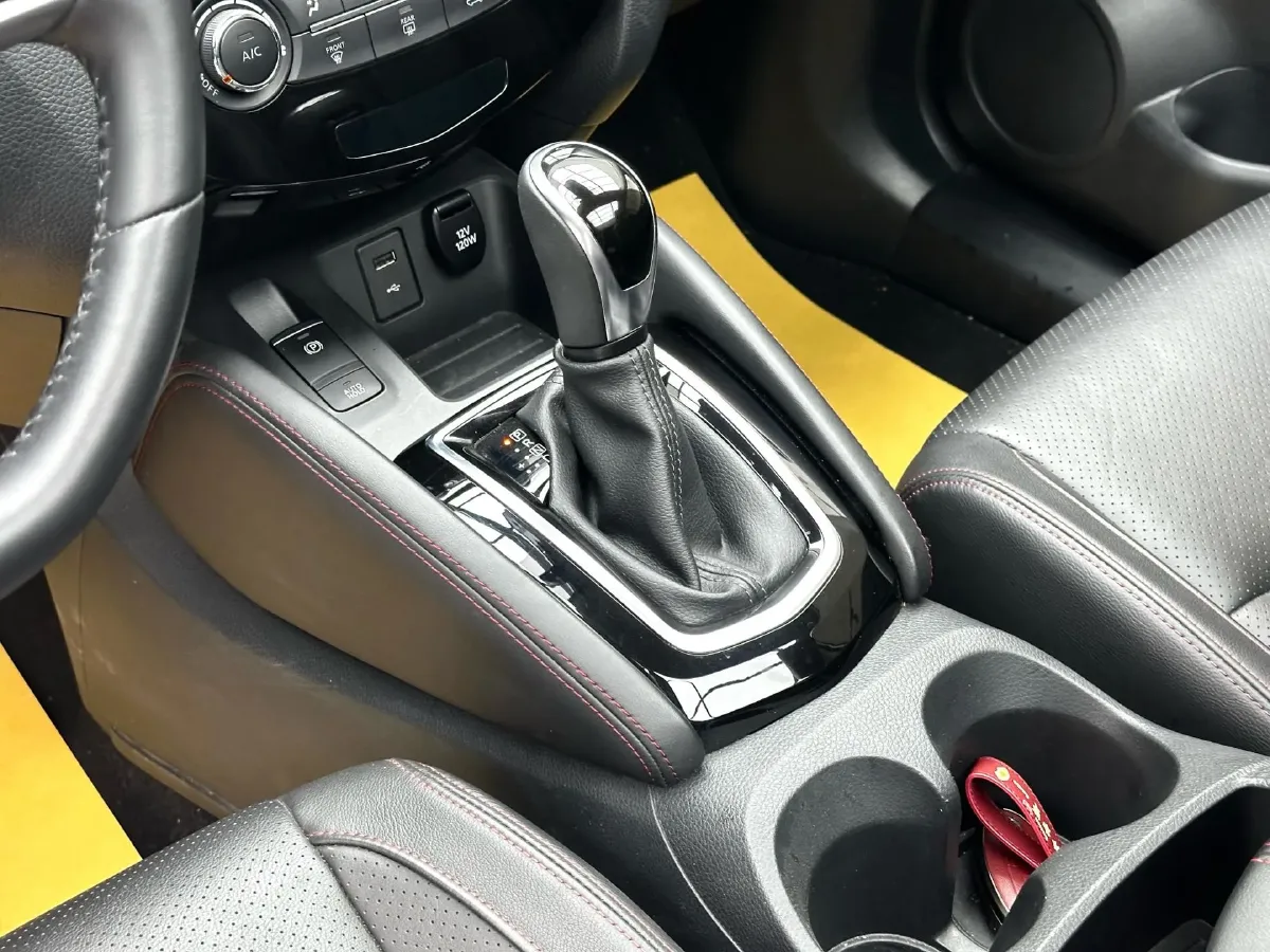 2021 Nissan Qashqai 2.0L 151HP L4 CVT,autocango,china used car exporter,china ev exporter,chinese used car exporter,chinese used ev exporter