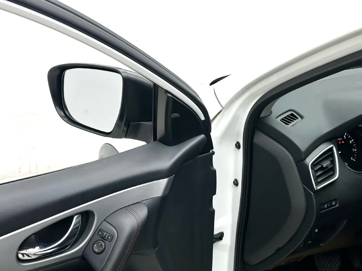 2021 Nissan Qashqai 2.0L 151HP L4 CVT,autocango,china used car exporter,china ev exporter,chinese used car exporter,chinese used ev exporter