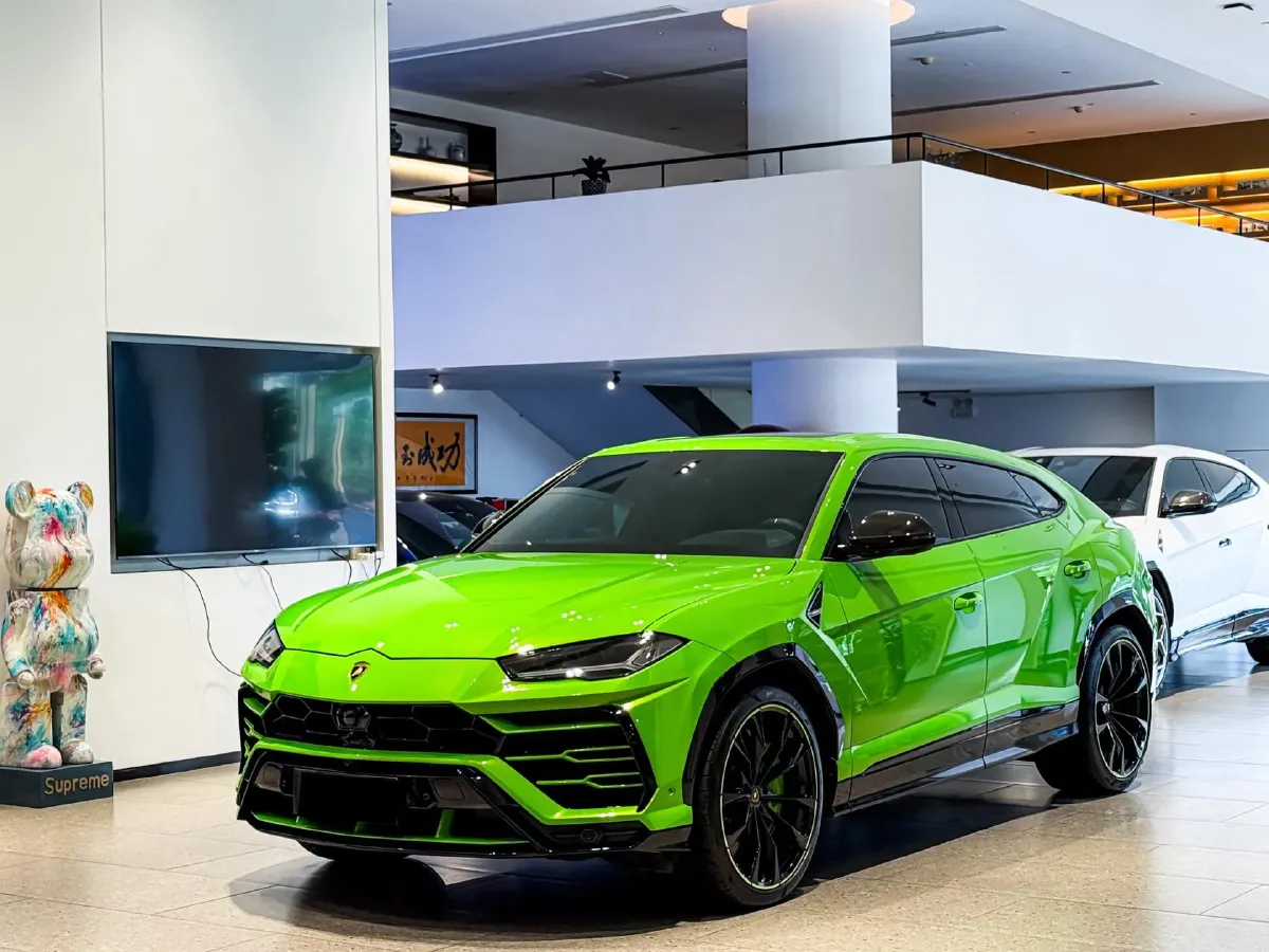 2023 Lamborghini Urus 4.0T 641HP V8 8AT,autocango,china used car exporter,china ev exporter,chinese used car exporter,chinese used ev exporter