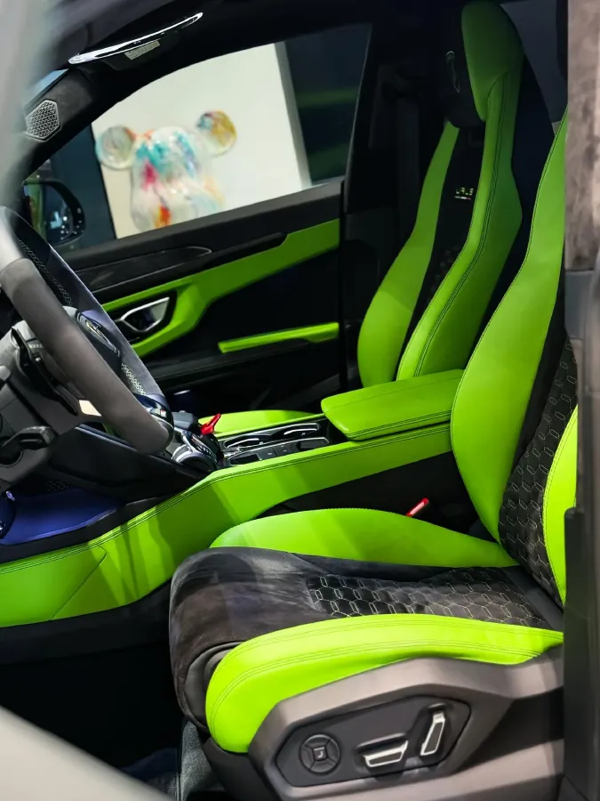 2023 Lamborghini Urus 4.0T 641HP V8 8AT,autocango,china used car exporter,china ev exporter,chinese used car exporter,chinese used ev exporter