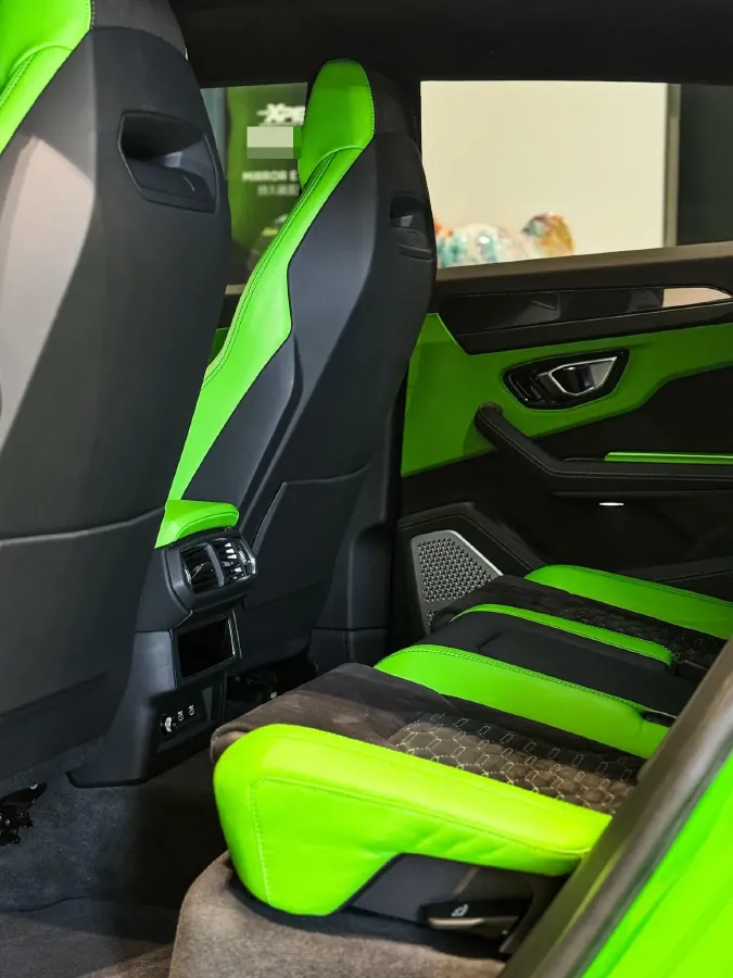 2023 Lamborghini Urus 4.0T 641HP V8 8AT,autocango,china used car exporter,china ev exporter,chinese used car exporter,chinese used ev exporter