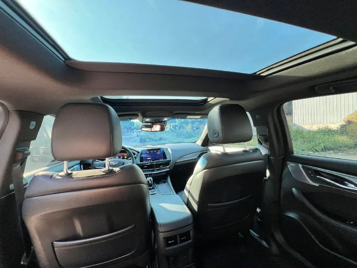 2023 Cadillac CT5 2.0T 237HP L4 10AT,autocango,china used car exporter,china ev exporter,chinese used car exporter,chinese used ev exporter