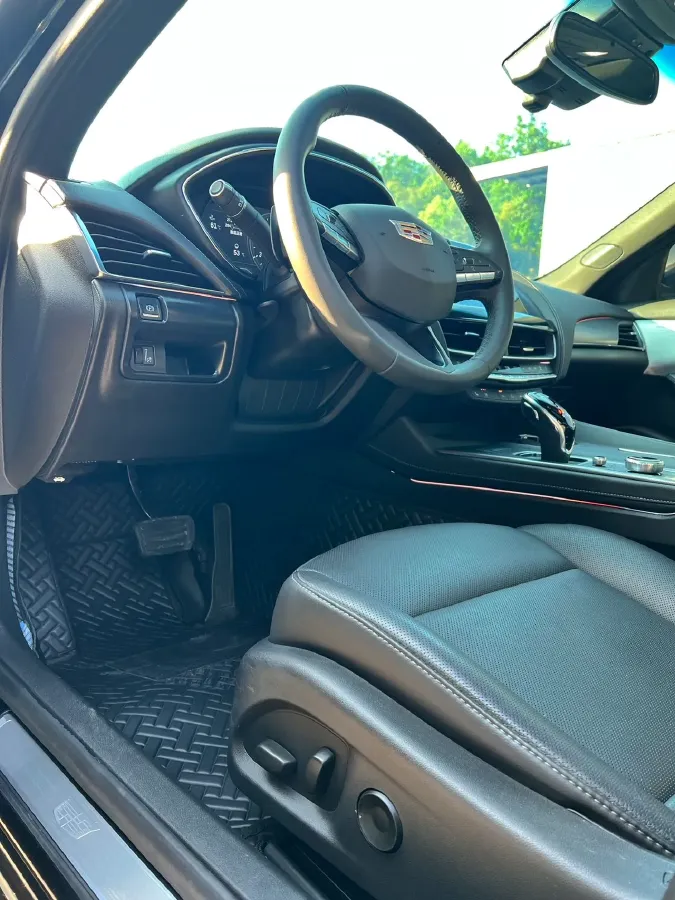 2023 Cadillac CT5 2.0T 237HP L4 10AT,autocango,china used car exporter,china ev exporter,chinese used car exporter,chinese used ev exporter