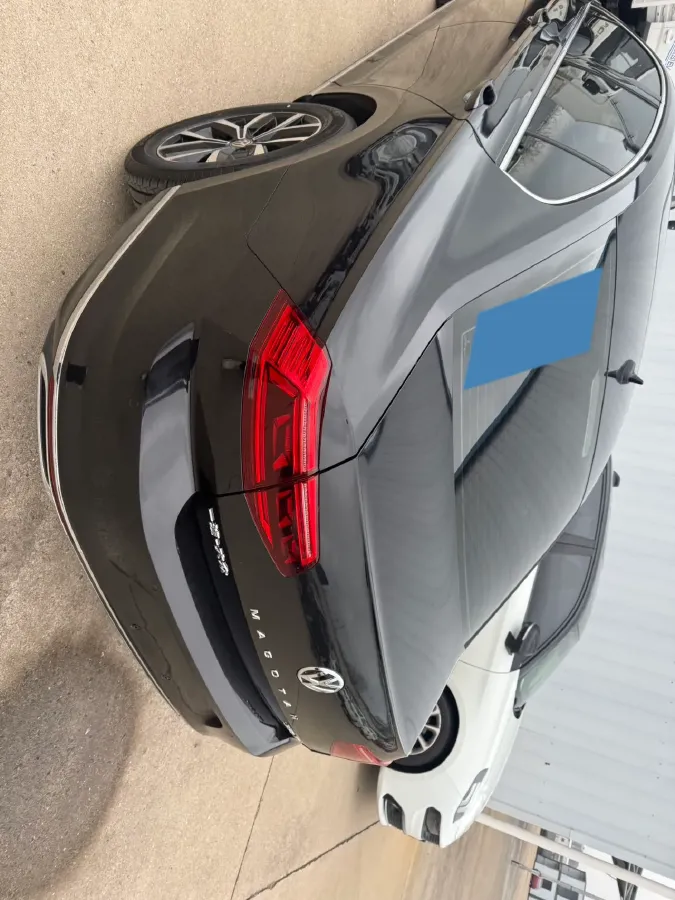 2020 Volkswagen Magotan 2.0T 186HP L4 7DCT,autocango,china used car exporter,china ev exporter,chinese used car exporter,chinese used ev exporter