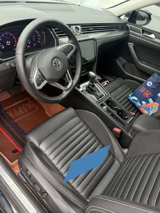 2020 Volkswagen Magotan 2.0T 186HP L4 7DCT,autocango,china used car exporter,china ev exporter,chinese used car exporter,chinese used ev exporter