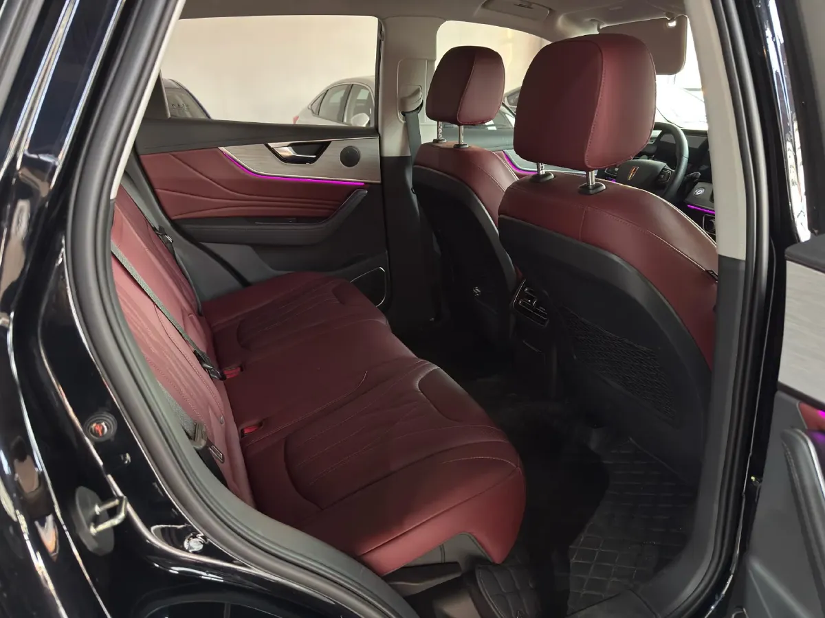 2023 HongQi HS5 2.0T 252HP L4 8AT,autocango,china used car exporter,china ev exporter,chinese used car exporter,chinese used ev exporter