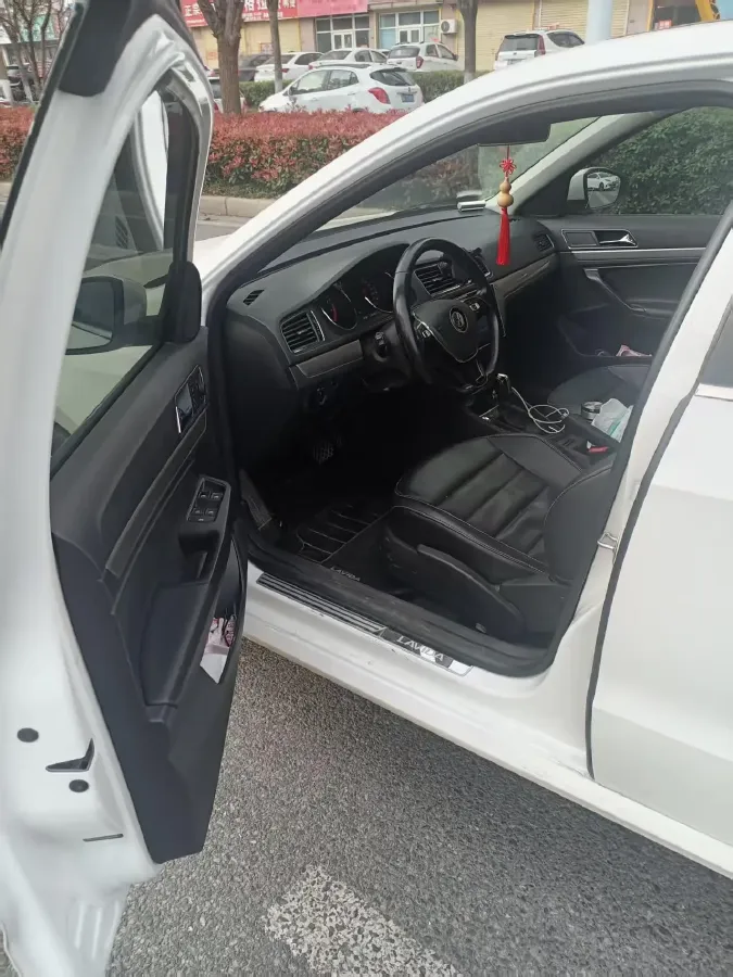 2017 Buick Excelle 1.5L 114HP L4 6AT,autocango,china used car exporter,china ev exporter,chinese used car exporter,chinese used ev exporter