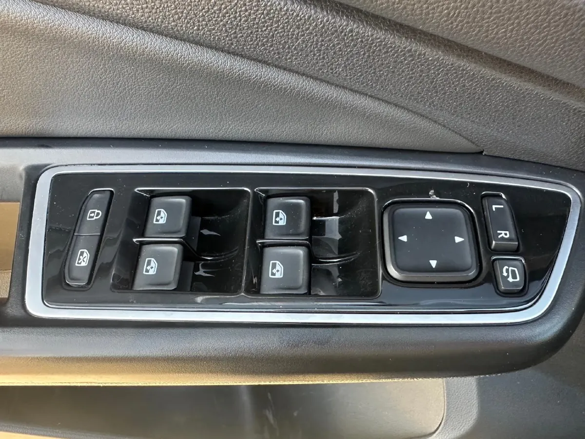 2021 Jetta VS7 1.4T 150HP L4 6AT,autocango,china used car exporter,china ev exporter,chinese used car exporter,chinese used ev exporter