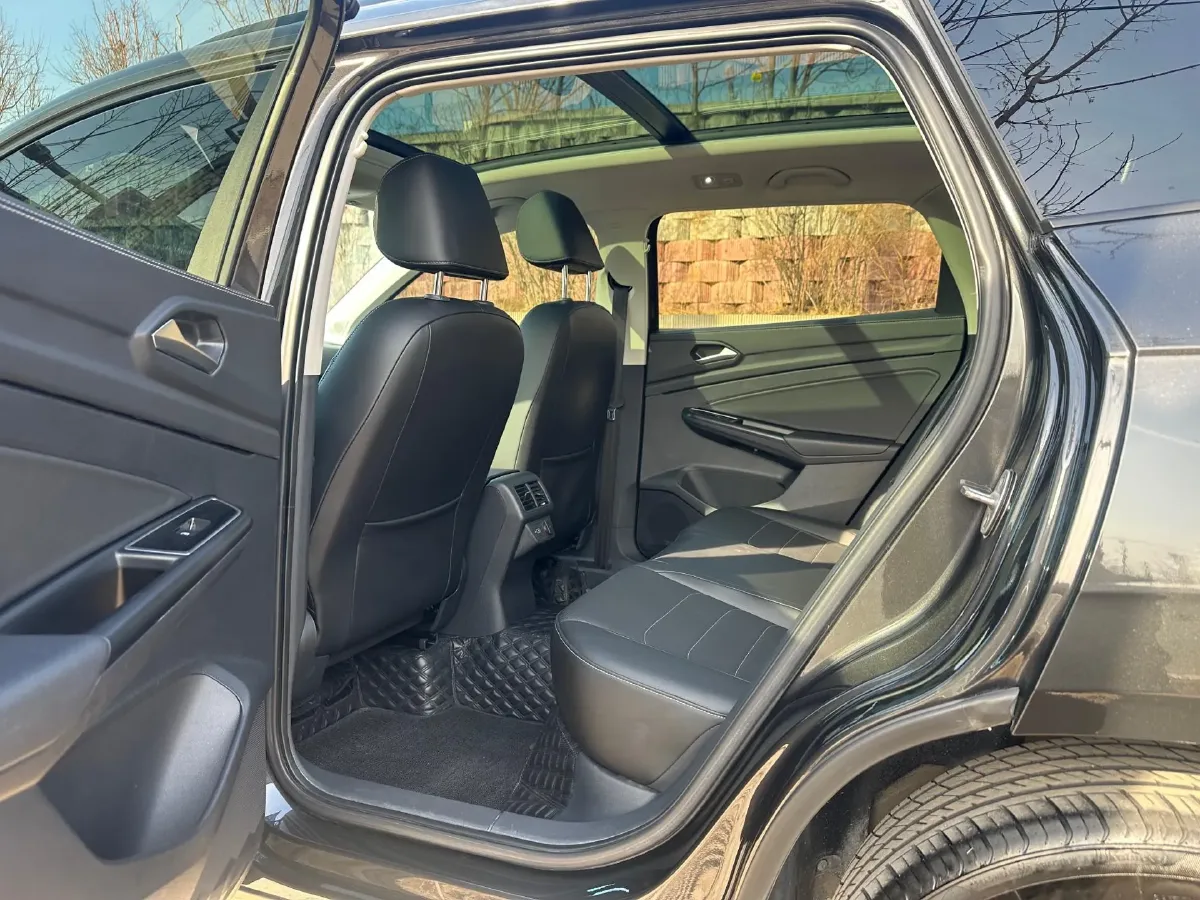 2021 Jetta VS7 1.4T 150HP L4 6AT,autocango,china used car exporter,china ev exporter,chinese used car exporter,chinese used ev exporter