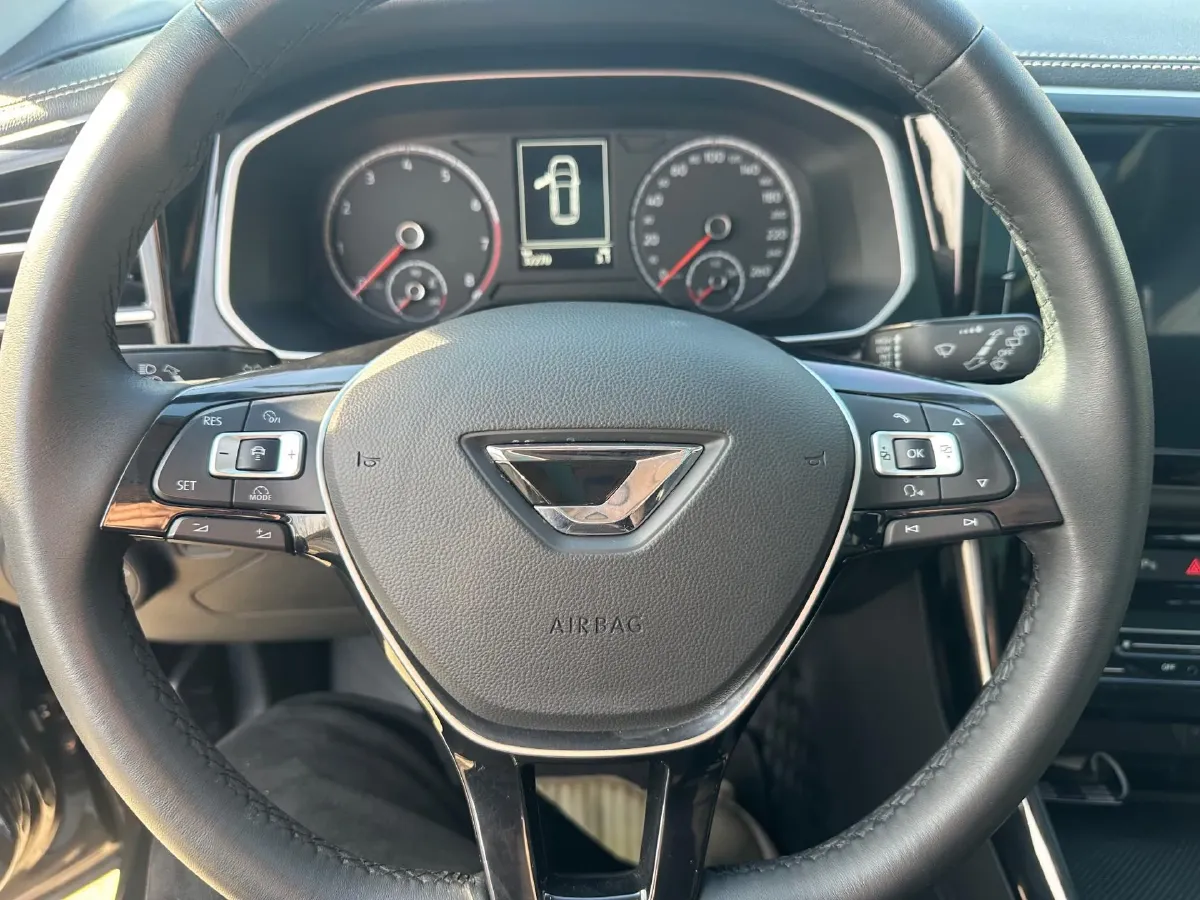 2021 Jetta VS7 1.4T 150HP L4 6AT,autocango,china used car exporter,china ev exporter,chinese used car exporter,chinese used ev exporter