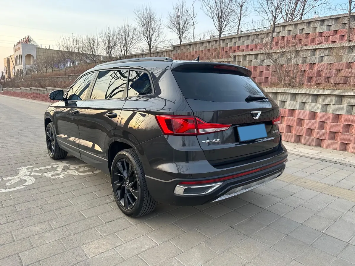 2021 Jetta VS7 1.4T 150HP L4 6AT,autocango,china used car exporter,china ev exporter,chinese used car exporter,chinese used ev exporter