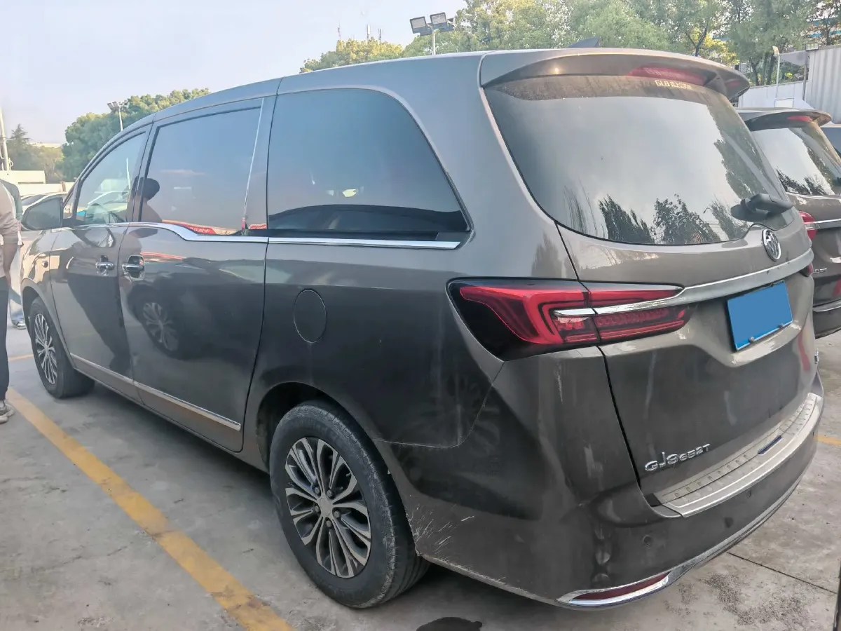 2021 Buick GL8 2.0T 237HP L4 9AT,autocango,china used car exporter,china ev exporter,chinese used car exporter,chinese used ev exporter