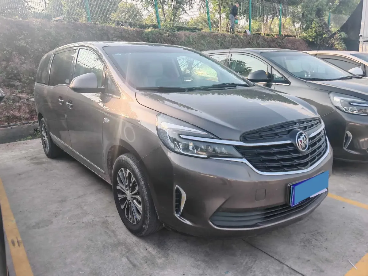 2021 Buick GL8 2.0T 237HP L4 9AT,autocango,china used car exporter,china ev exporter,chinese used car exporter,chinese used ev exporter