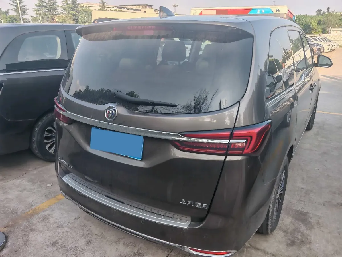 2021 Buick GL8 2.0T 237HP L4 9AT,autocango,china used car exporter,china ev exporter,chinese used car exporter,chinese used ev exporter