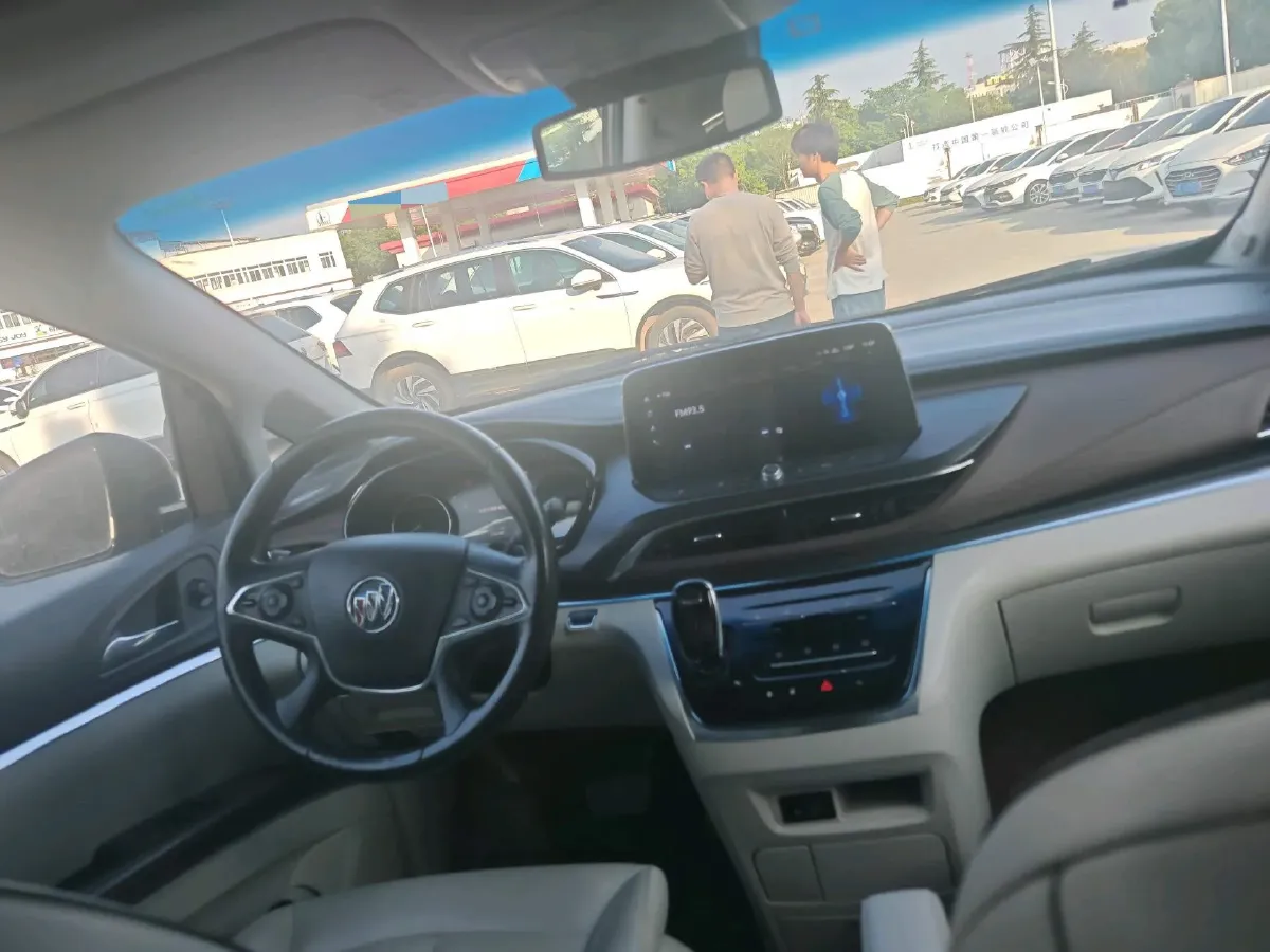 2021 Buick GL8 2.0T 237HP L4 9AT,autocango,china used car exporter,china ev exporter,chinese used car exporter,chinese used ev exporter