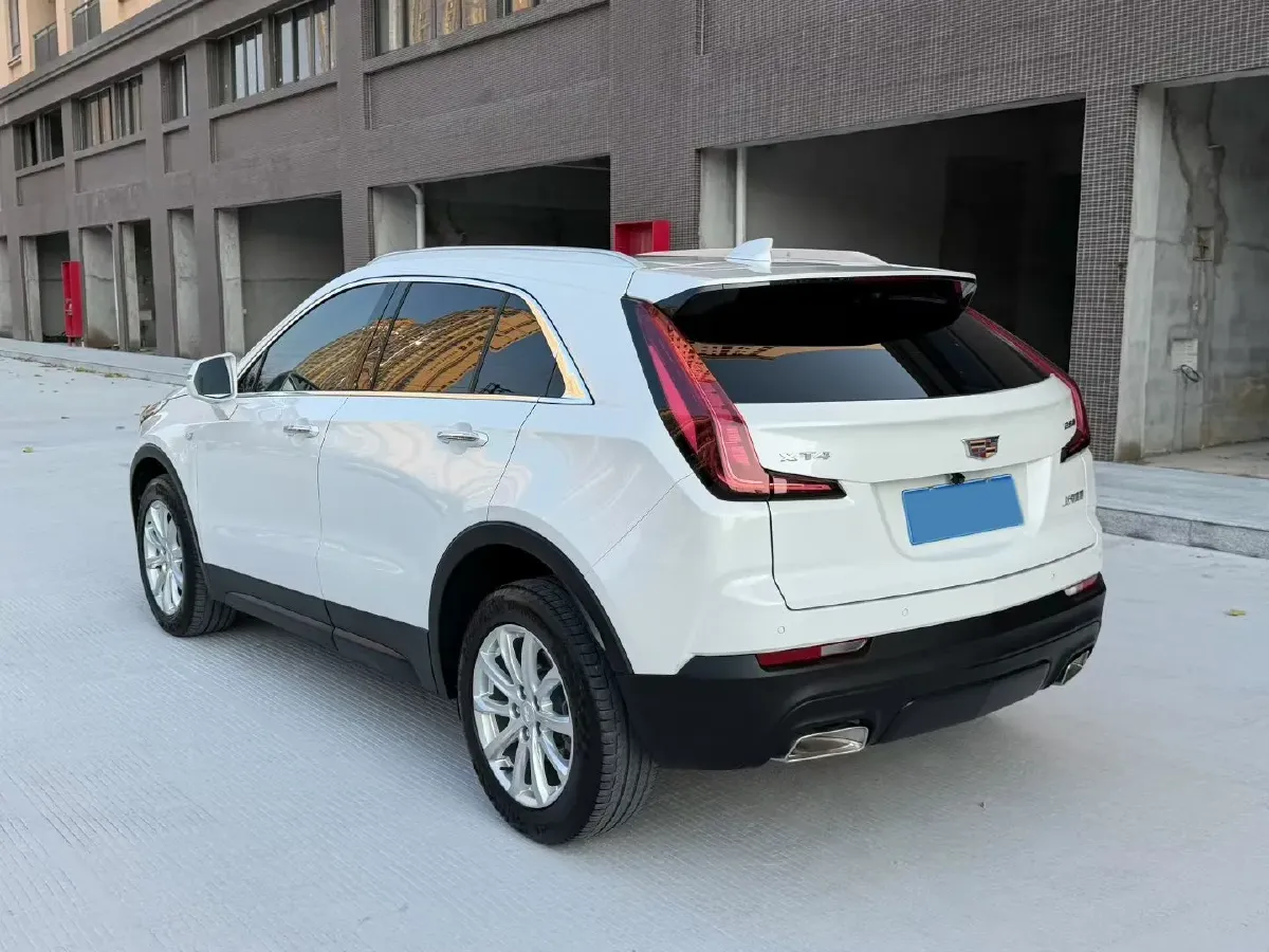 2020 Cadillac XT4 2.0T 241HP L4 9AT,autocango,china used car exporter,china ev exporter,chinese used car exporter,chinese used ev exporter