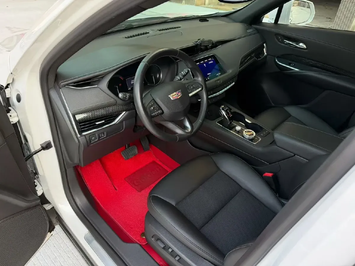 2020 Cadillac XT4 2.0T 241HP L4 9AT,autocango,china used car exporter,china ev exporter,chinese used car exporter,chinese used ev exporter