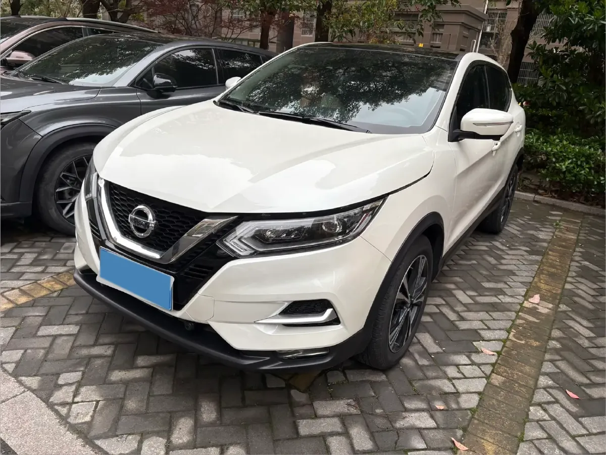 2021 Nissan Qashqai 2.0L 151HP L4 CVT,autocango,china used car exporter,china ev exporter,chinese used car exporter,chinese used ev exporter