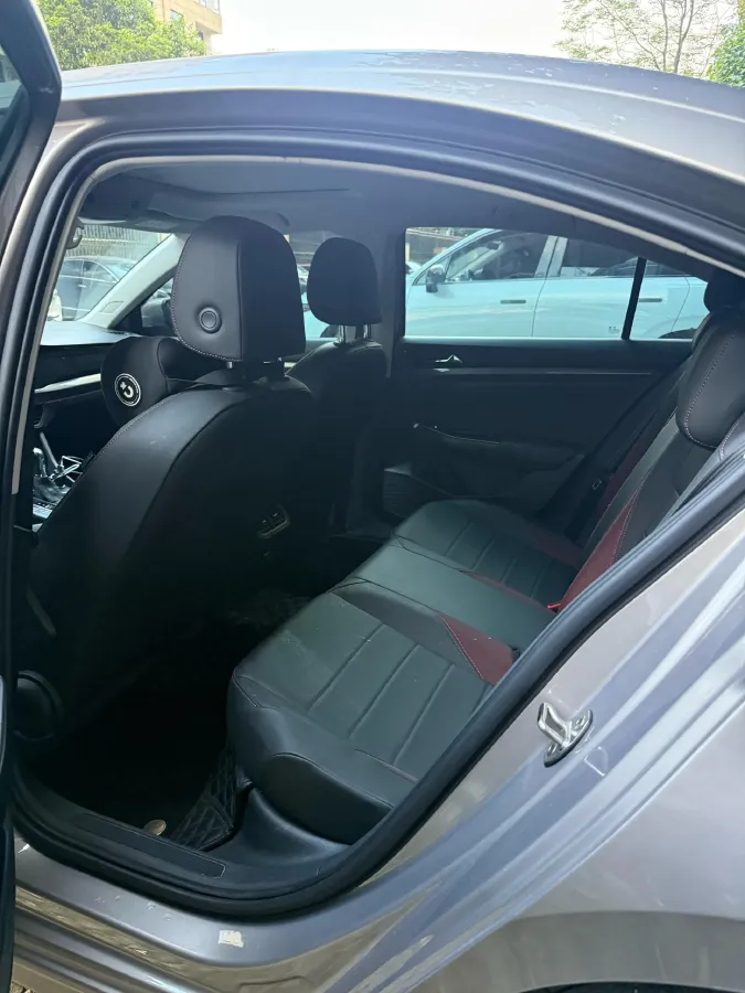 2021 Volkswagen Bora 1.5L 113HP L4 6AT,autocango,china used car exporter,china ev exporter,chinese used car exporter,chinese used ev exporter