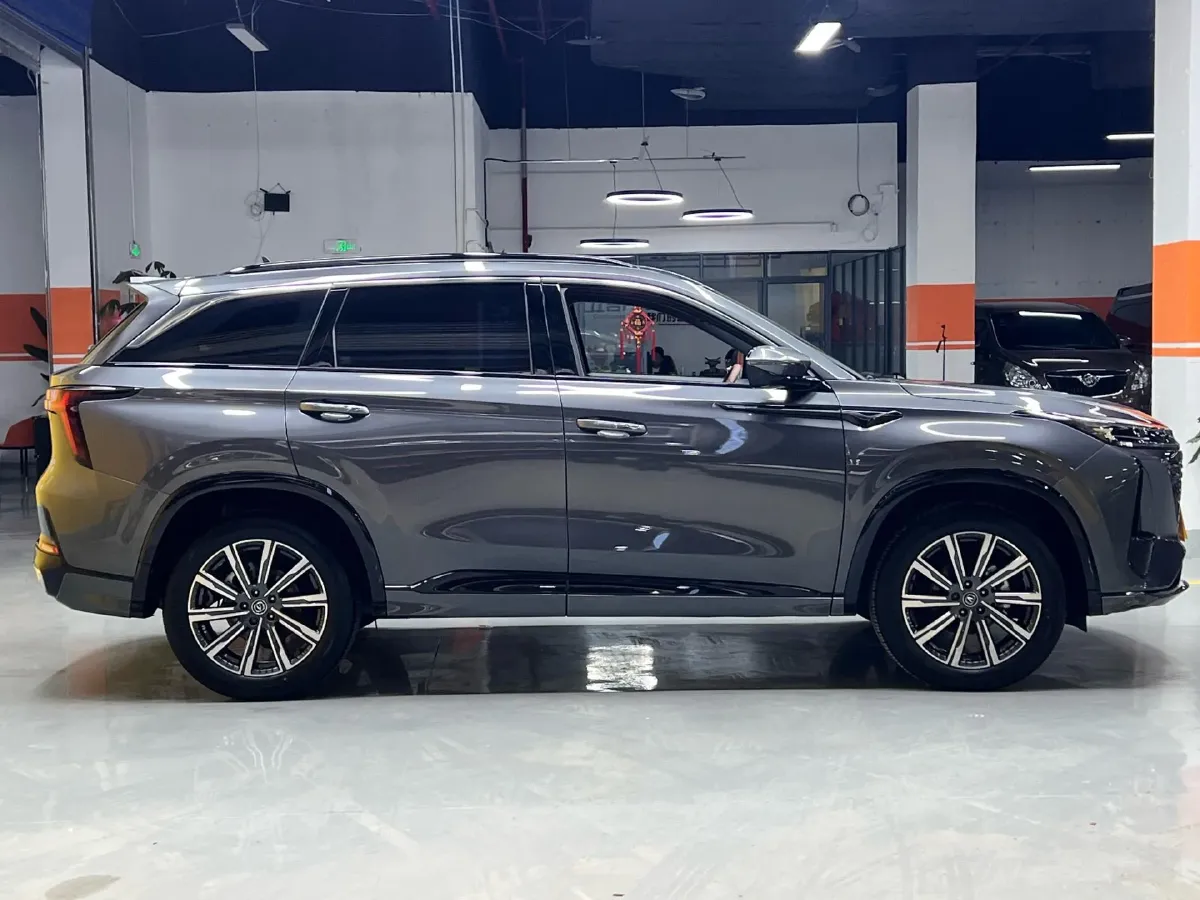 2024 ChangAn CS75 Plus 1.5T 188HP L4 8AT,autocango,china used car exporter,china ev exporter,chinese used car exporter,chinese used ev exporter