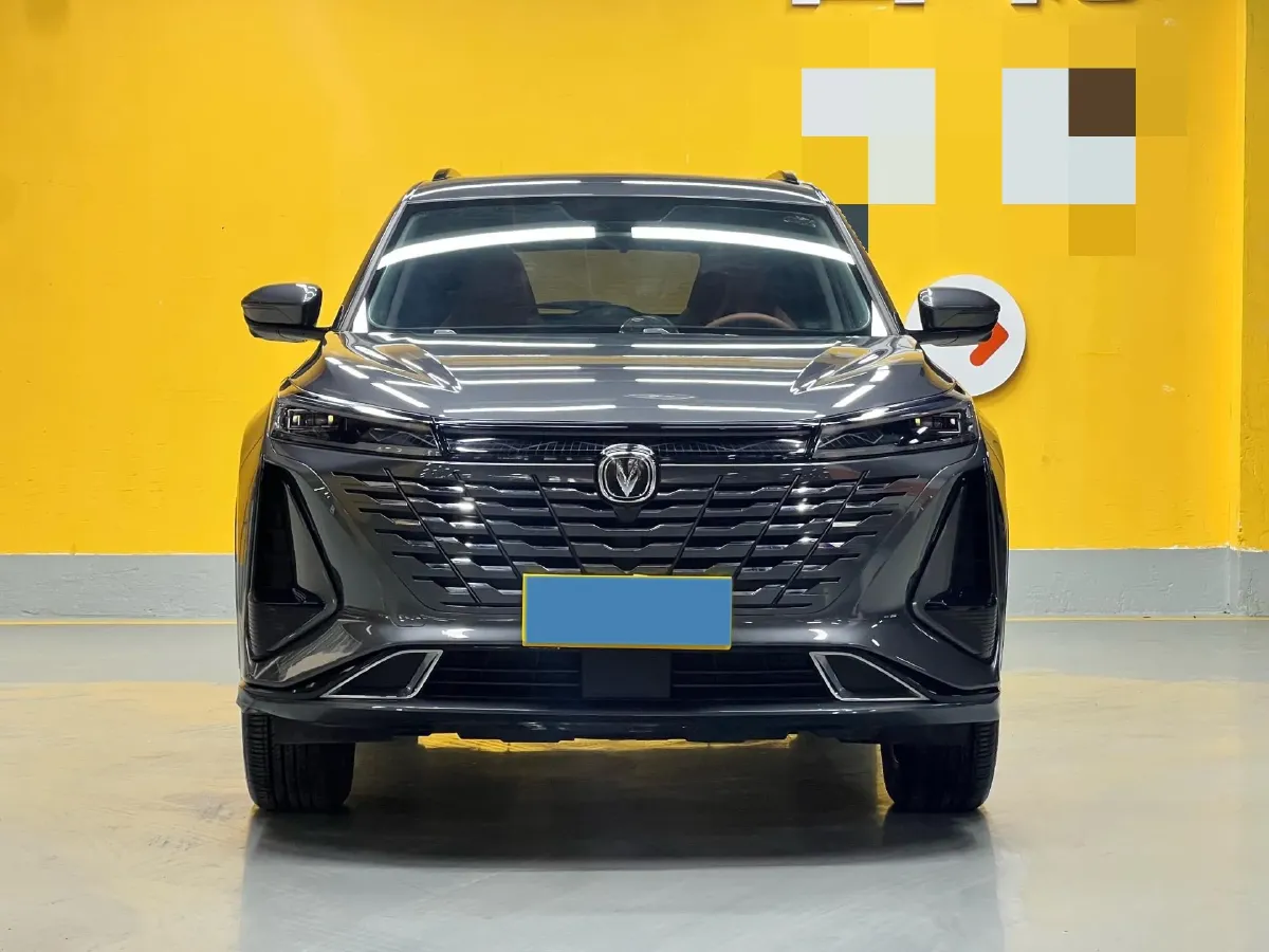 2024 ChangAn CS75 Plus 1.5T 188HP L4 8AT,autocango,china used car exporter,china ev exporter,chinese used car exporter,chinese used ev exporter