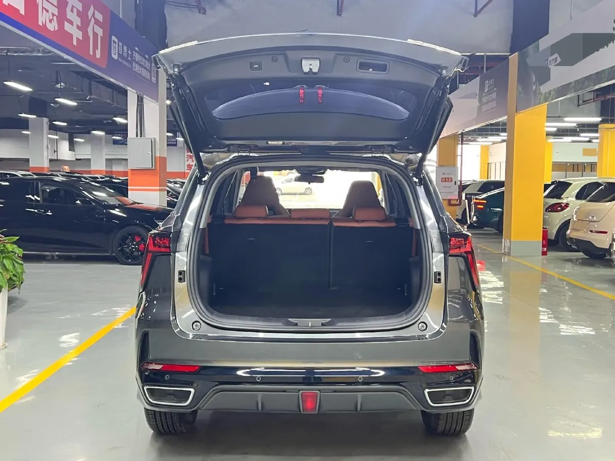 2024 ChangAn CS75 Plus 1.5T 188HP L4 8AT,autocango,china used car exporter,china ev exporter,chinese used car exporter,chinese used ev exporter