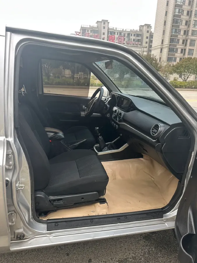 2018 Dongfeng RuiQi 2.5T 140HP L4 6MT,autocango,china used car exporter,china ev exporter,chinese used car exporter,chinese used ev exporter