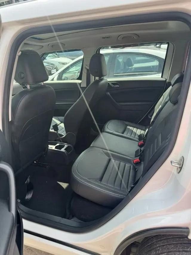 2016 Skoda Yeti 1.4T 150HP L4 7DCT,autocango,china used car exporter,china ev exporter,chinese used car exporter,chinese used ev exporter