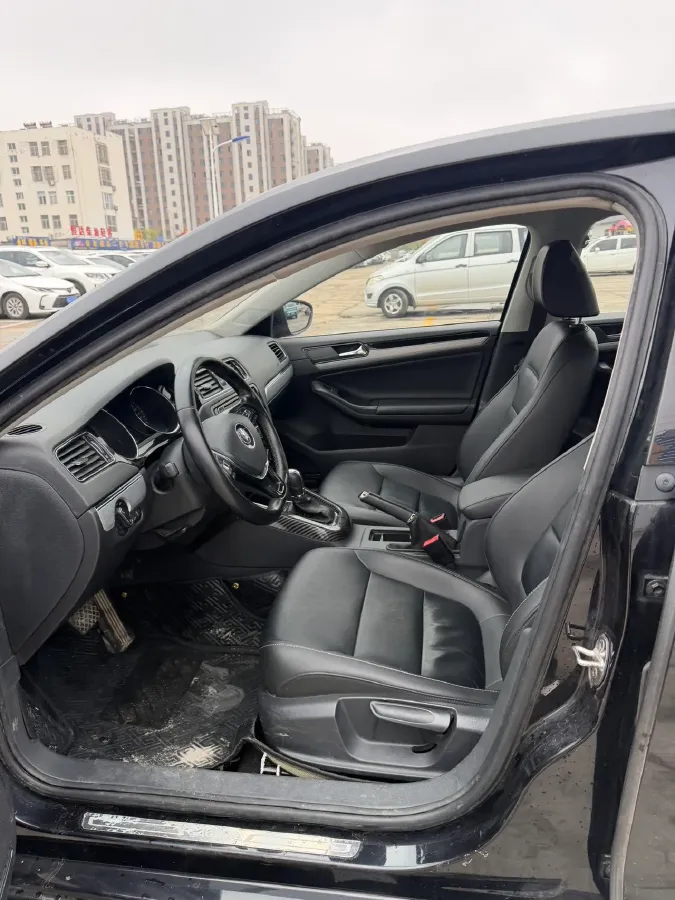 2018 JMC YuSheng S350 2.0T 141HP L4 6AT,autocango,china used car exporter,china ev exporter,chinese used car exporter,chinese used ev exporter