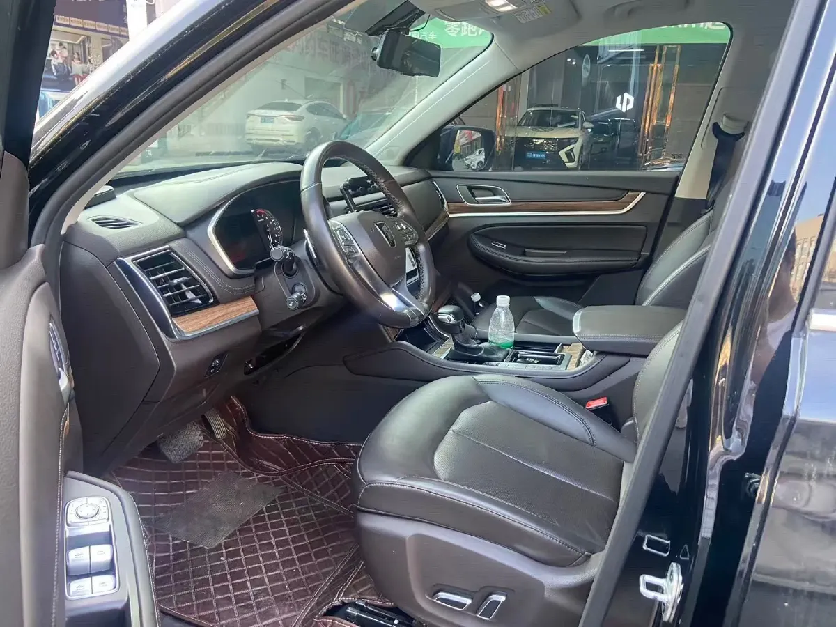 2019 Roewe RX8 2.0T 222HP L4 6AT,autocango,china used car exporter,china ev exporter,chinese used car exporter,chinese used ev exporter