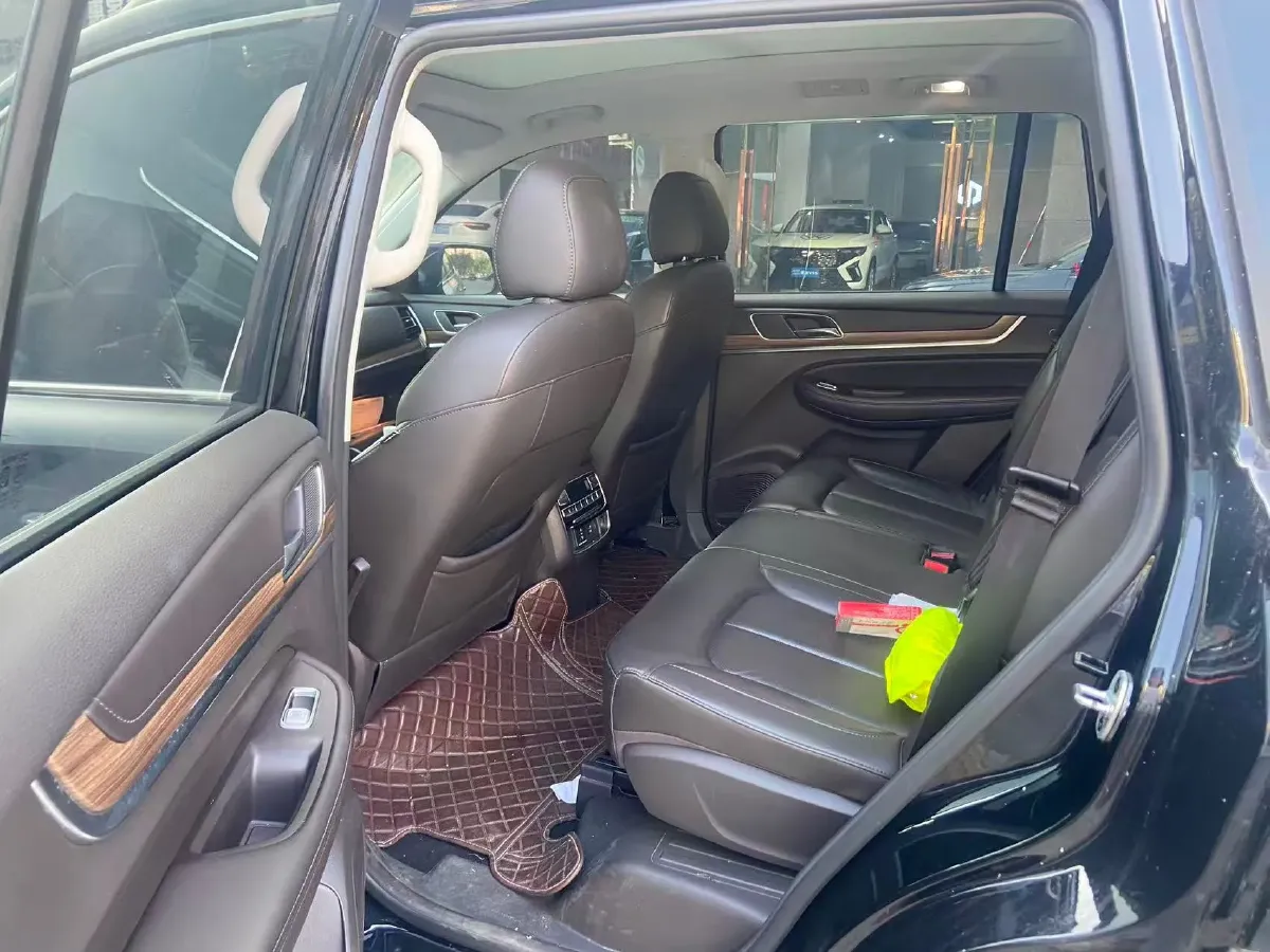 2019 Roewe RX8 2.0T 222HP L4 6AT,autocango,china used car exporter,china ev exporter,chinese used car exporter,chinese used ev exporter