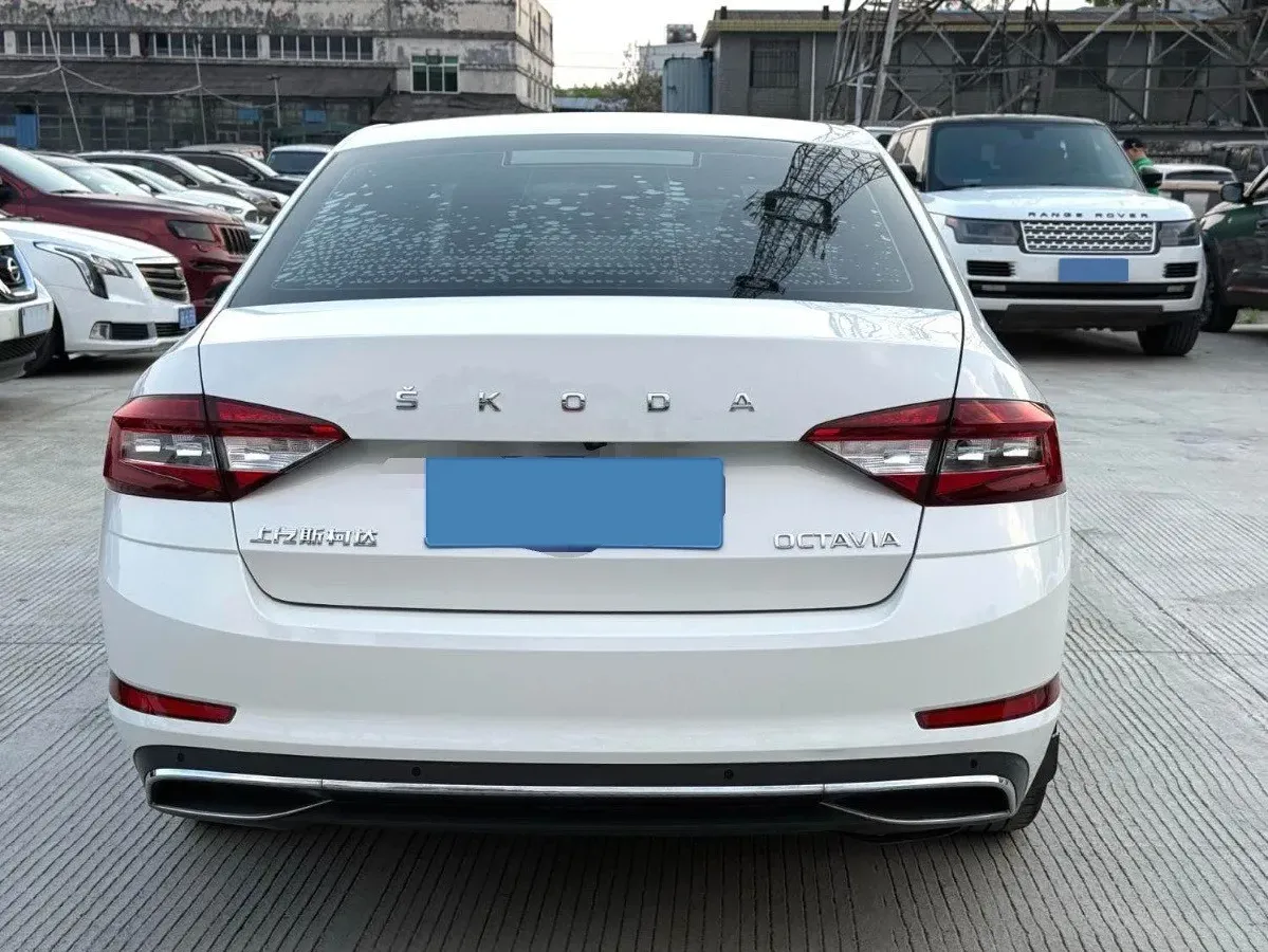 2019 Skoda Octavia 1.5L 116HP L4 6AT,autocango,china used car exporter,china ev exporter,chinese used car exporter,chinese used ev exporter