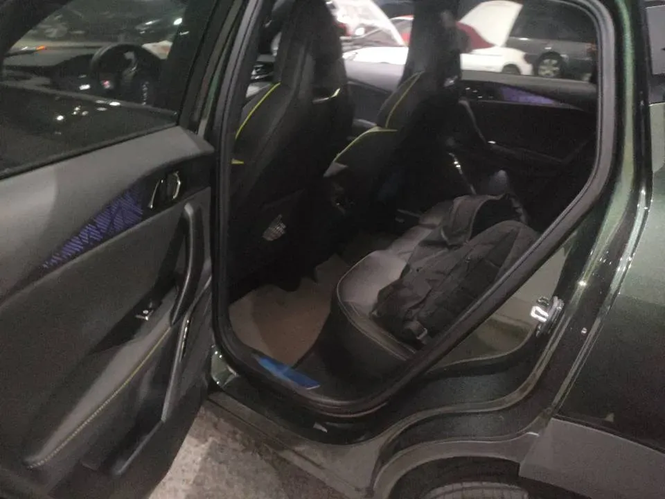 2023 LYNK&CO 03 1.5T 181HP L4 7DCT,autocango,china used car exporter,china ev exporter,chinese used car exporter,chinese used ev exporter