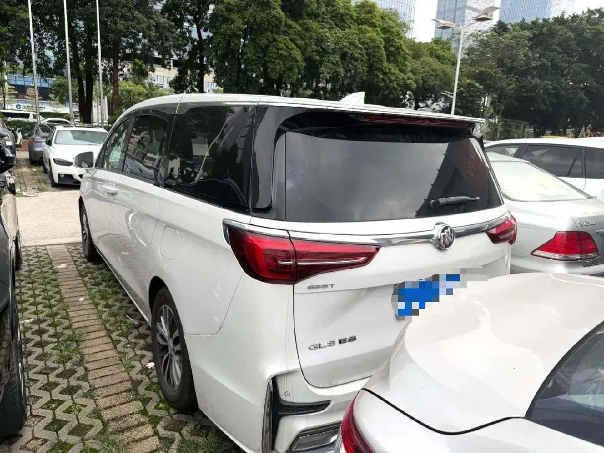 2020 Buick GL8 2.0T 237HP L4 9AT,autocango,china used car exporter,china ev exporter,chinese used car exporter,chinese used ev exporter